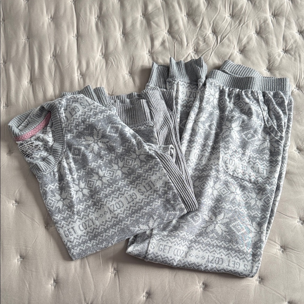 Cozy Gray Cuddl Duds